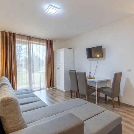 Fresh Green Wellness Apartman By Bltn Siofok