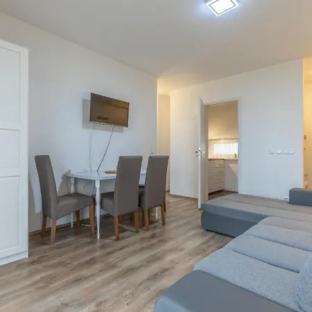 아파트 Fresh Green Wellness Apartman By Bltn